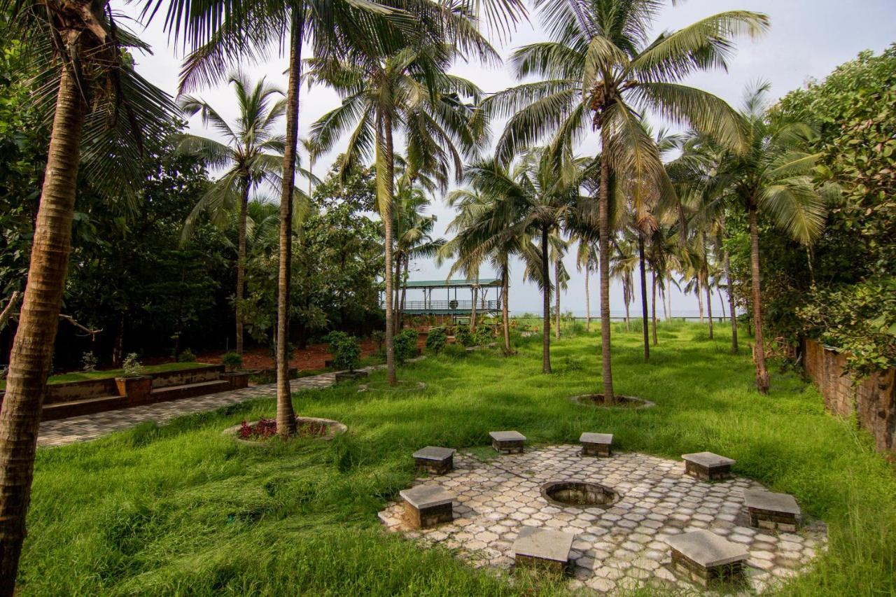 Meenkunnu Beach House By Village Resorts 坎努尔 外观 照片